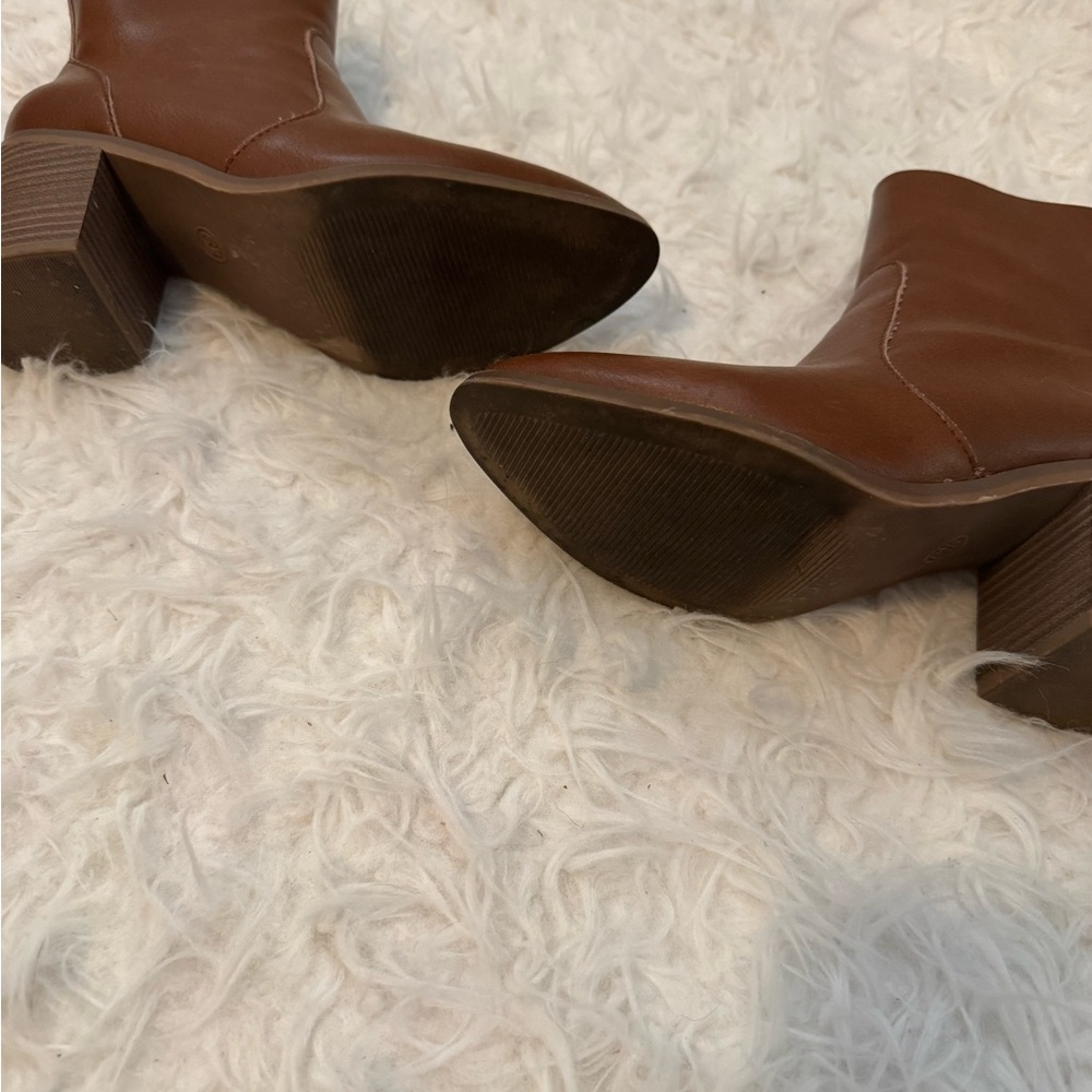 Brown faux Leather Ankle Boots - Picture 3 of 6